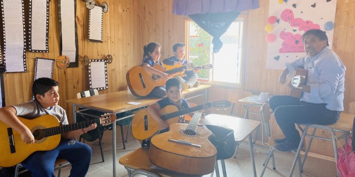 «¡Una jornada llena de libros, aprendizaje y reflexión!